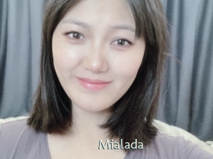 mialada 1 grosse chatte poilue