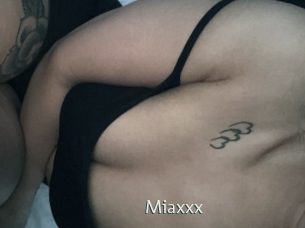 Miaxxx