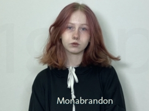 monabrandon 1 grosse chatte poilue