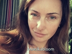 Monikabloom