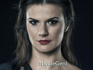 NicoleGeni 1 grosse chatte poilue