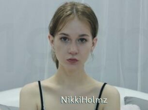 NikkiHolmz