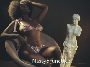 Nastybrunettee