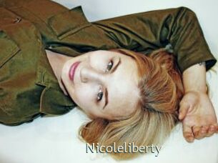 nicoleliberty 1 grosse chatte poilue