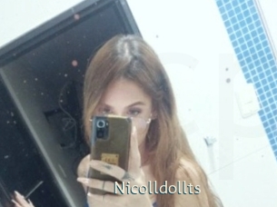 nicolldollts 1 grosse chatte poilue