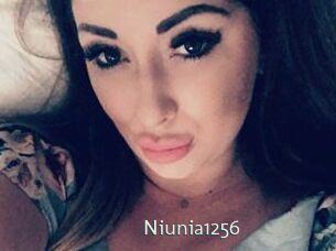 Niunia1256