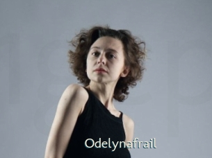 odelynafrail 1 grosse chatte poilue