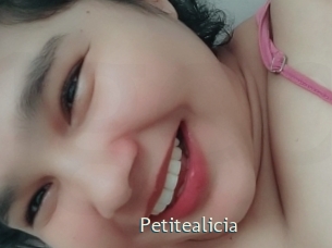 Petitealicia