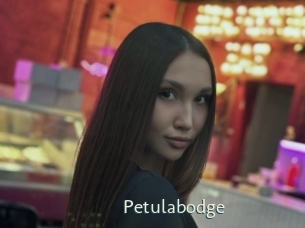 Petulabodge