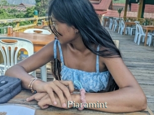 piaramint 1 grosse chatte poilue