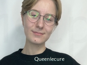 queeniecure 1 grosse chatte poilue