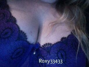 Roxy33433 1 grosse chatte poilue