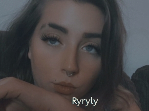 ryryly 1 grosse chatte poilue