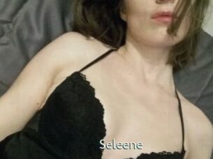 Seleene 1 grosse chatte poilue