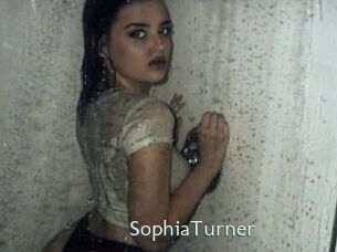 Sophia_Turner