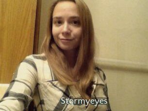 Stormyeyes 1 grosse chatte poilue