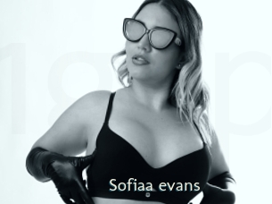 Sofiaa_evans