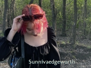 sunnivaedgeworth 1 grosse chatte poilue