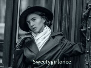 Sweetygirlonee