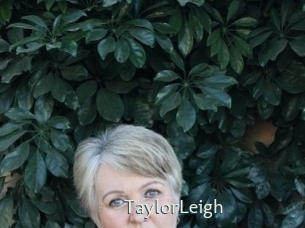 TaylorLeigh 1 grosse chatte poilue