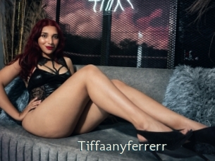 tiffaanyferrerr 1 grosse chatte poilue