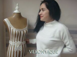 VERONYIQUE
