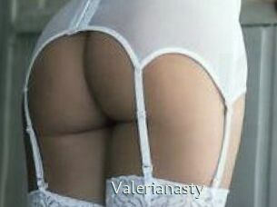 valerianasty 1 grosse chatte poilue