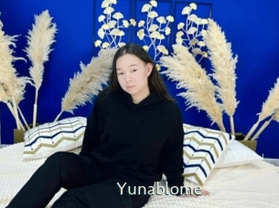 yunablome 1 grosse chatte poilue