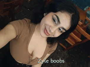 Zyle_boobs